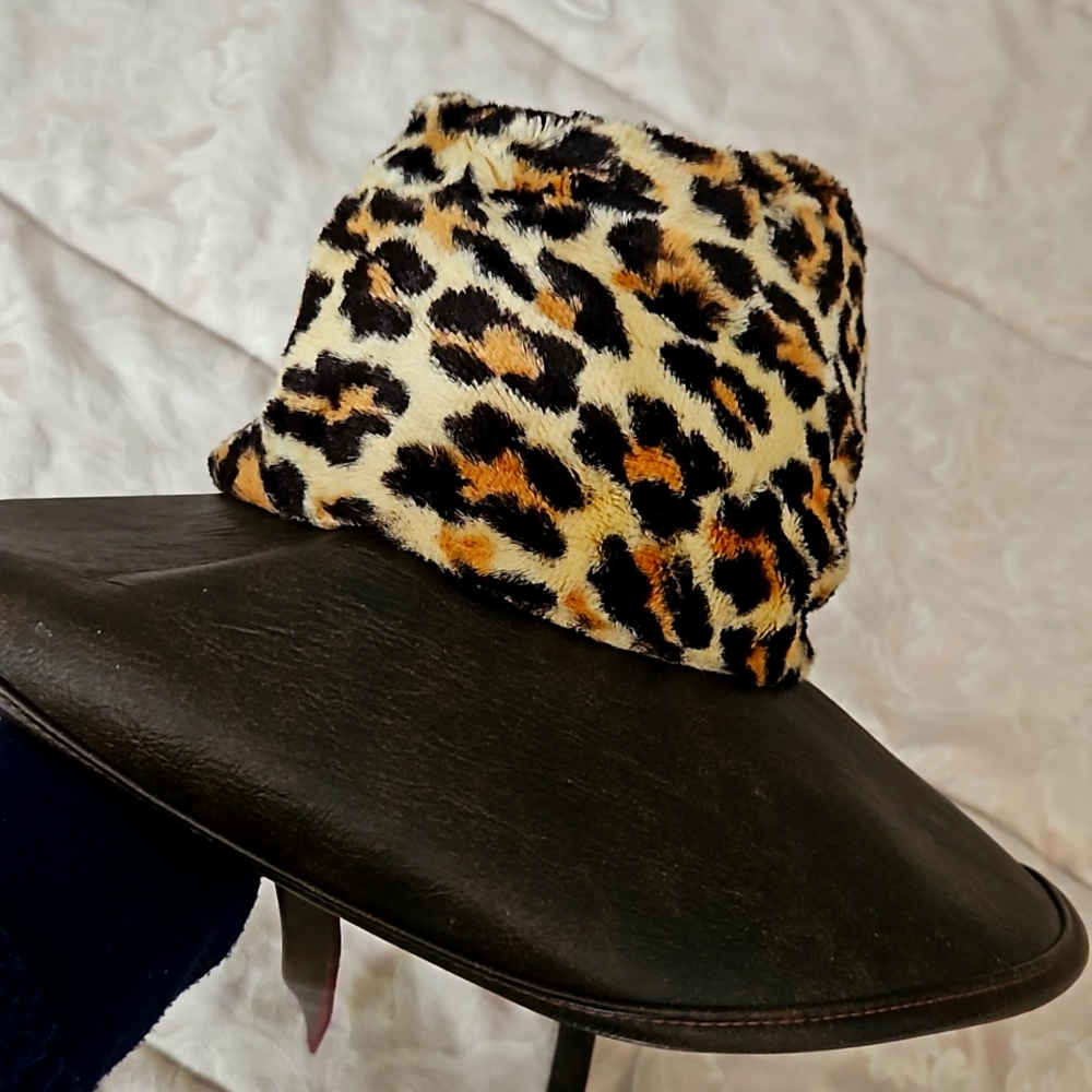 HAT / BROWN FAUX LEATHER and ANIMAL PRINT